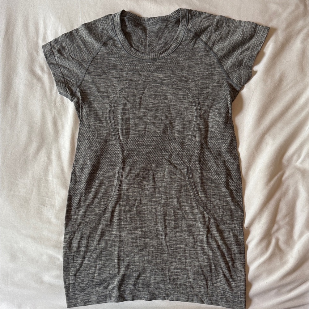lululemon athletica Charcoal Heather Short-Sleeve Athletic Tee